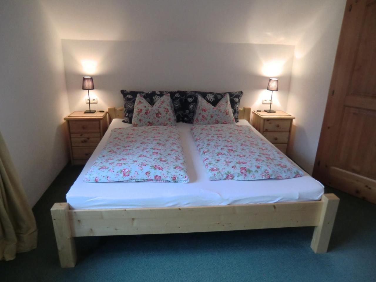 Haus Rye B&B โอเบอร์ทราวน์ ภายนอก รูปภาพ